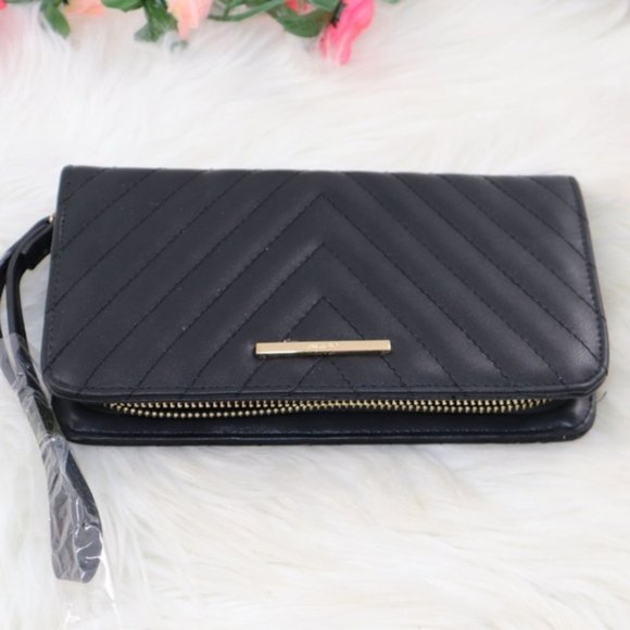 Aldo Handbags - 💎✨NEW✨💎 Wrislet / wallet